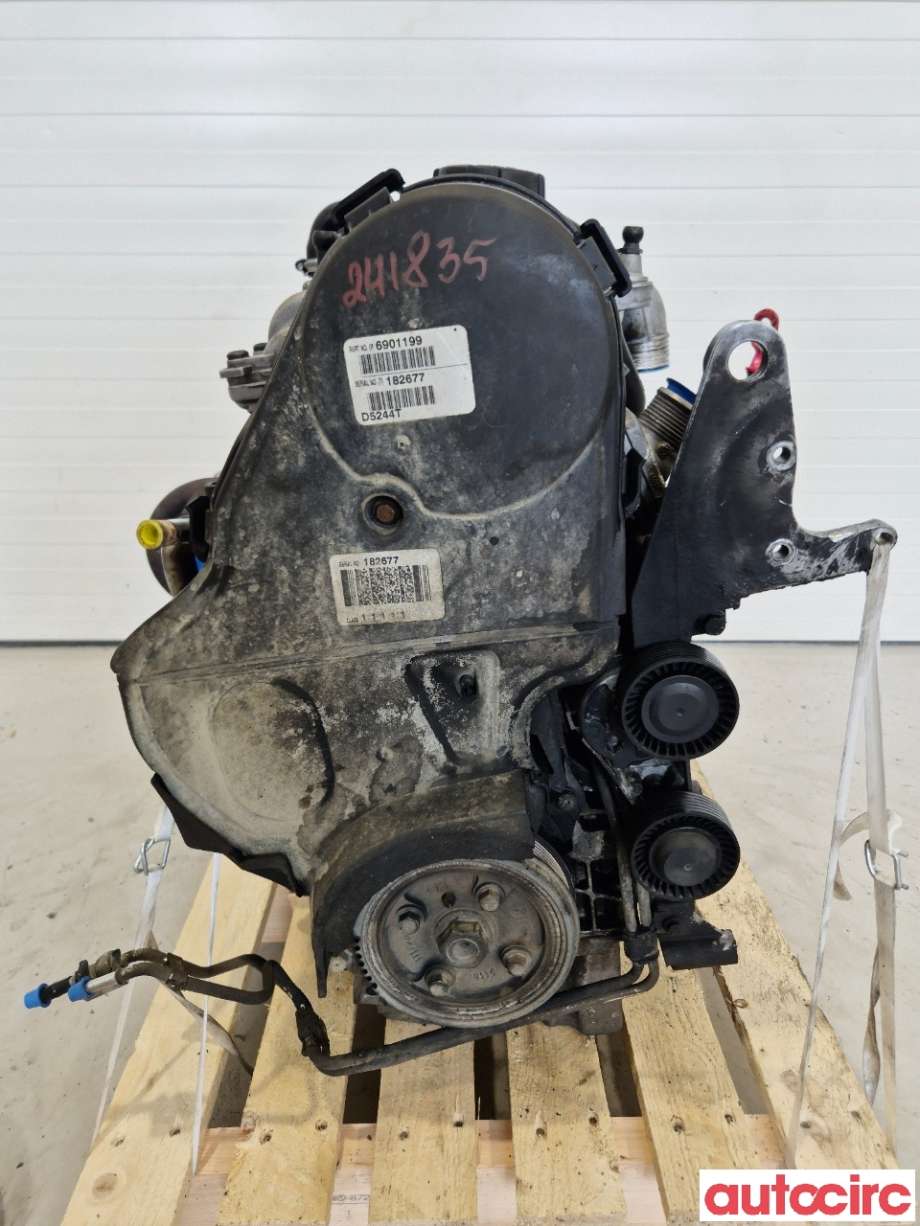 Motor diesel til Volvo XC70 2001-2004 (Type I, Fase 1)  (VOLVO|8251492|D5244T|)