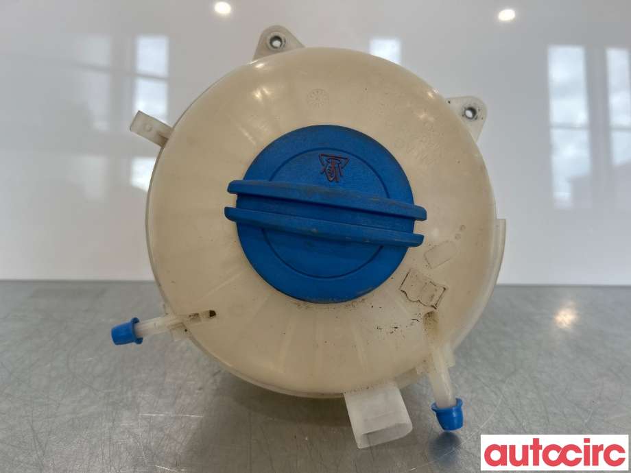 Ekspansjonstank til VW Transporter / Caravelle 2015-2019 (T6) (T6) (VOLKSWAGEN|7E0121407D|7E0121407B)