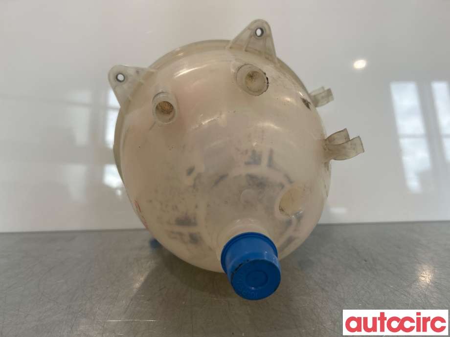 Ekspansjonstank til VW Transporter / Caravelle 2015-2019 (T6) (T6) (VOLKSWAGEN|7E0121407D|7E0121407B)