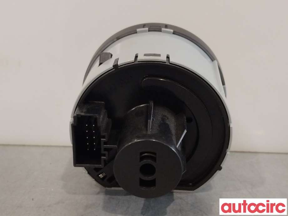 Bryter lys til Škoda Fabia 2014-2021 (Type III)  (SKODA|5E0941431D|)