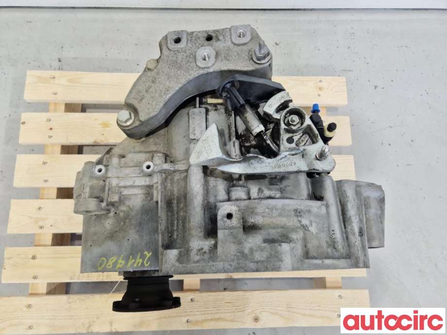Girkasse manuell 6-trinn til VW Tiguan 2011-2016 (Type I, Fase 2)  (VOLKSWAGEN|02Q300048T|NFZ|02Q300048TX)