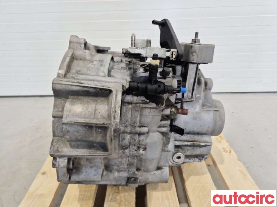 Girkasse manuell 6-trinn til VW Tiguan 2011-2016 (Type I, Fase 2)  (VOLKSWAGEN|02Q300048T|NFZ|02Q300048TX)