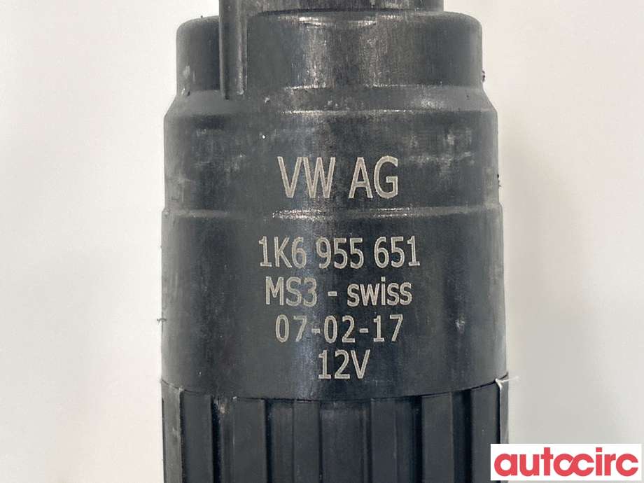 Spylerpumpe foran til VW e-Golf 2017-2020 (Fase 2)  (VOLKSWAGEN|1K6955651)