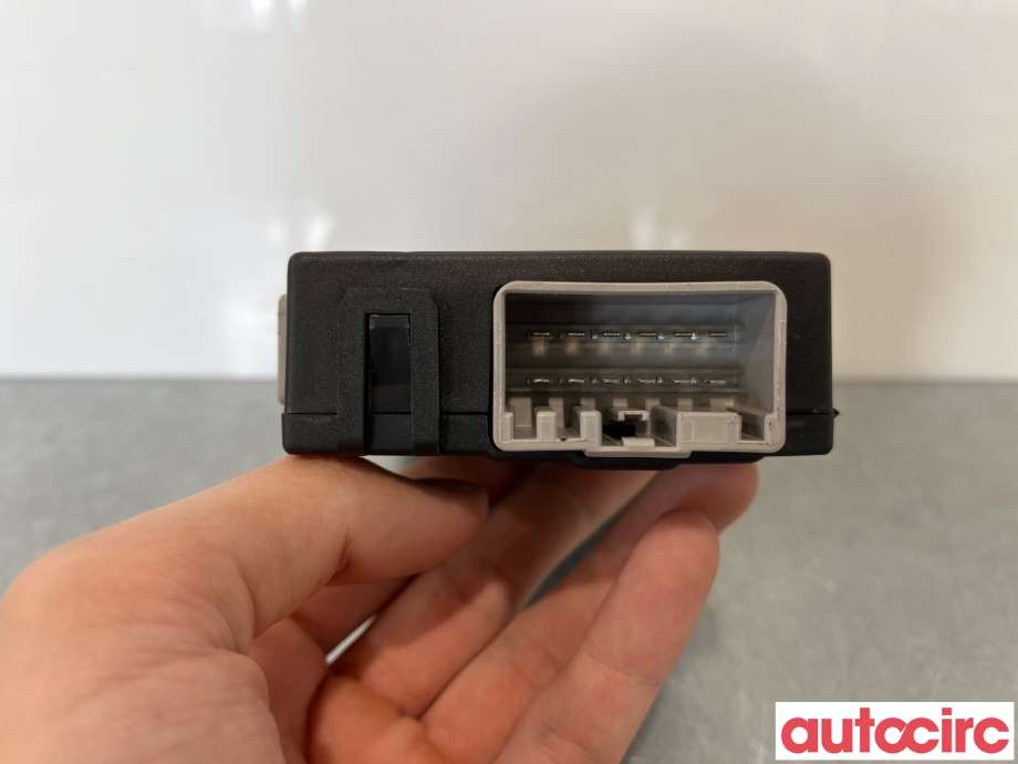 Styreenhet hengerfeste til Volvo V70 2007-2013 (Type III, Fase 1)  (VOLVO|31350479|)