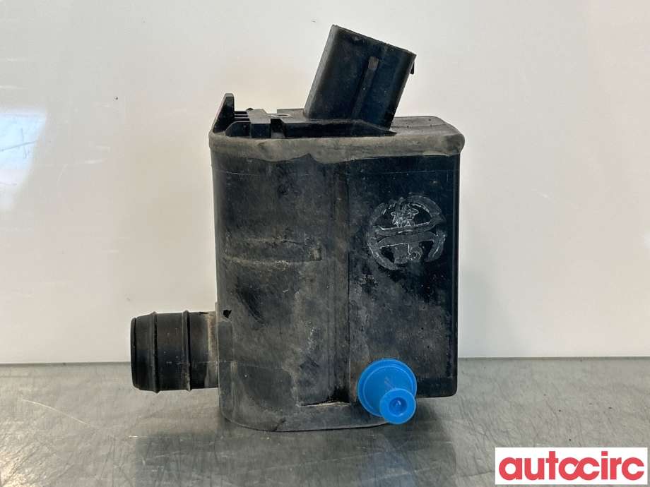 Spylerpumpe foran til Kia Cee