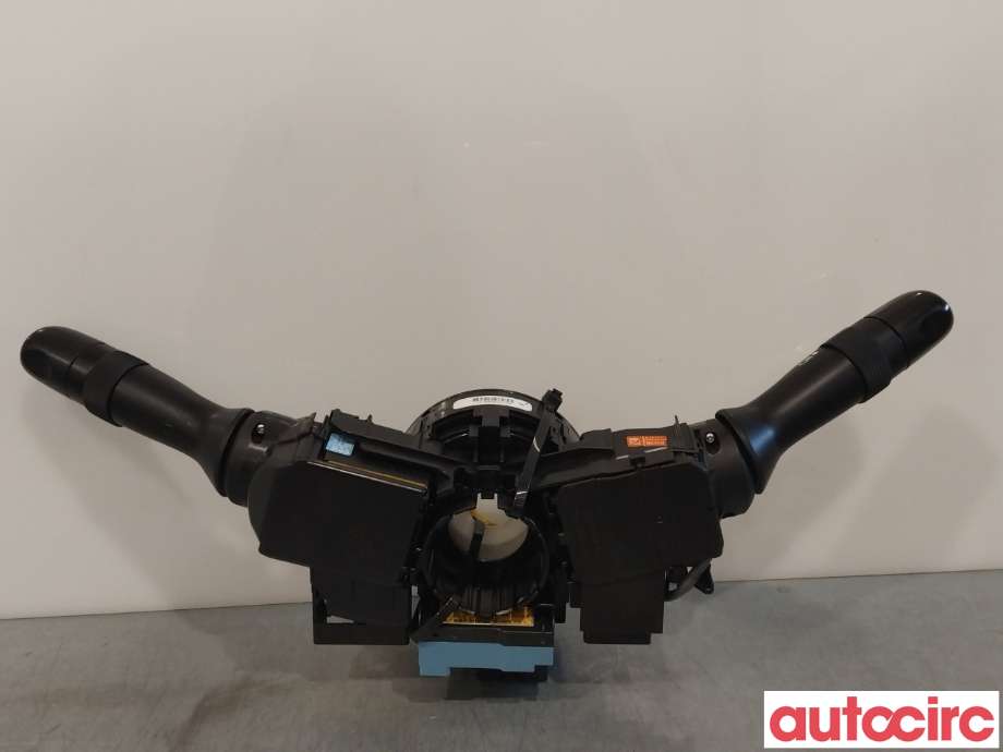 Bryter combi til Toyota Avensis 2009-2015 (Type III, Fase 1)  (TOYOTA|8414005190|8430705030|)