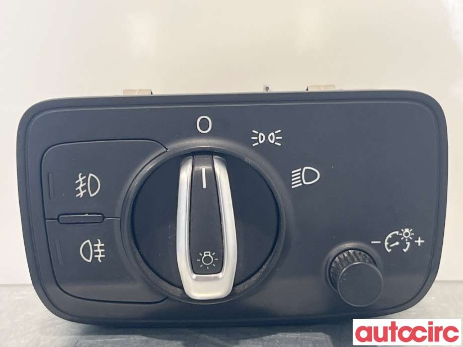 Bryter lys til Audi A3, 2012-2016 (Type III, Fase 1)  (AUDI|8V0941531J)