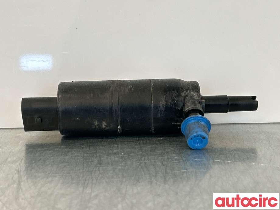 Spylerpumpe til BMW X1 2009-2015 (E84) (E84) (BMW|67128377430|837743004)