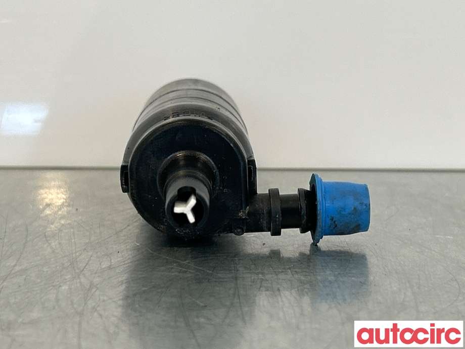 Spylerpumpe til BMW X1 2009-2015 (E84) (E84) (BMW|67128377430|837743004)