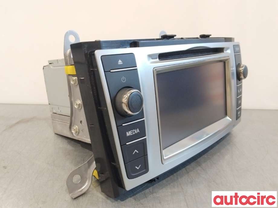 Bilstereo navigasjon til Toyota Avensis 2009-2015 (Type III, Fase 1) (TOYOTA|8614005010)