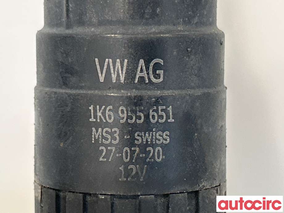 Spylerpumpe foran til VW Transporter / Caravelle 2019-->> (T6.1) (T6.1) (VOLKSWAGEN|1K6955651)