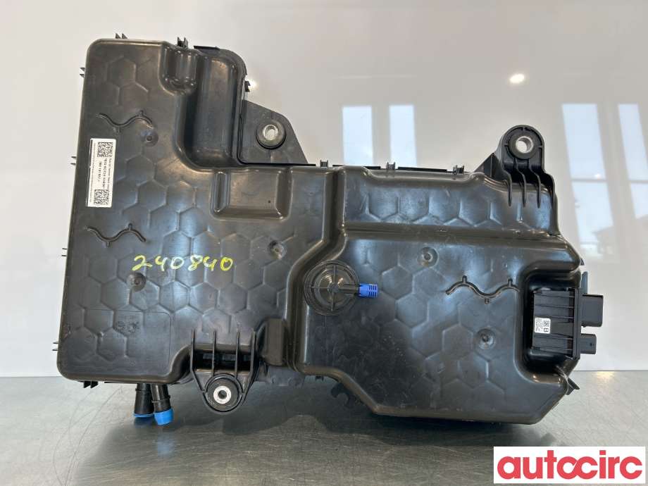 AdBlue tank til VW Transporter / Caravelle, 2019-->> (T6.1) (T6.1) (VOLKSWAGEN|7E0131877K)