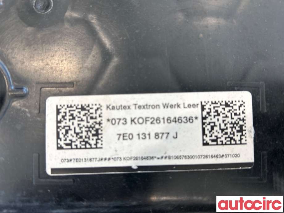AdBlue tank til VW Transporter / Caravelle 2019-->> (T6.1) (T6.1) (VOLKSWAGEN|7E0131877K|7E0131877J)
