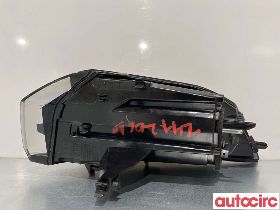 Baklykt venstre til Peugeot 2008 2019-->> (Type II)  (PEUGEOT|9838190580|)
