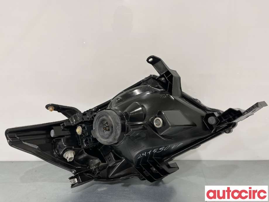 Frontlykt venstre halogen til Toyota Hilux 2012-2016 (TOYOTA|811700K440)