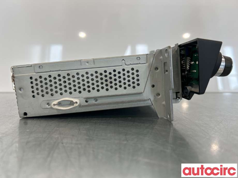 Bilstereo til BMW 5-Serie 2003-2010 (E60/E61) (E60/E61) (BMW|65129196760|65129195756)