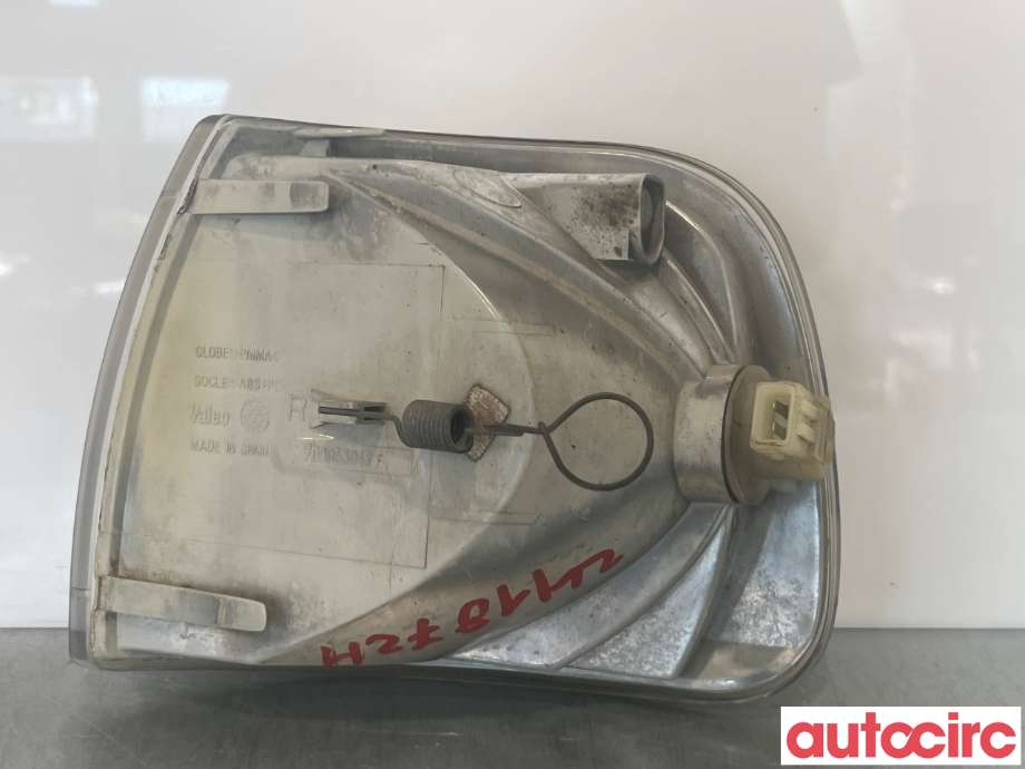 Blinklykt høyre til VW Transporter / Caravelle 1990-2003 (T4) (T4) (VOLKSWAGEN|7D0953042F)