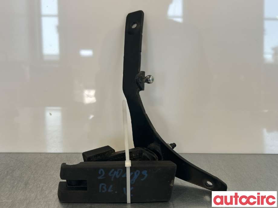 Hengsler til Ford Kuga 2008-2012 (Type I) (FORD|1747863|8V41-S4290-AF)