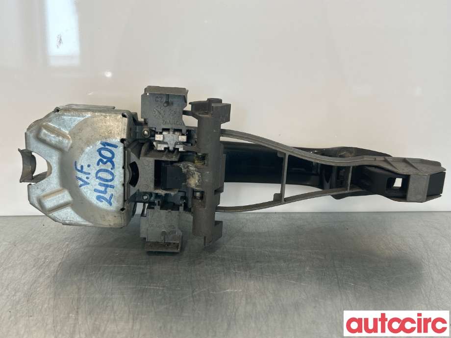 Dørhåndtak utv venstre foran til Volvo XC70 2008-2013 (Type II, Fase 1)  (VOLVO|39873389|)