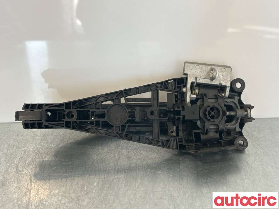 Dørhåndtak utv høyre foran til Opel Astra J 2010-2015  (OPEL|92233089|)