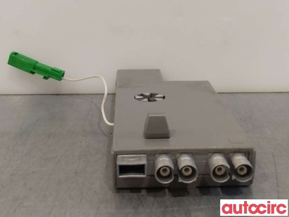 Antenne forsterker til Volvo XC60 2014-2017 (Type I, Fase 2)  (VOLVO|30761717)