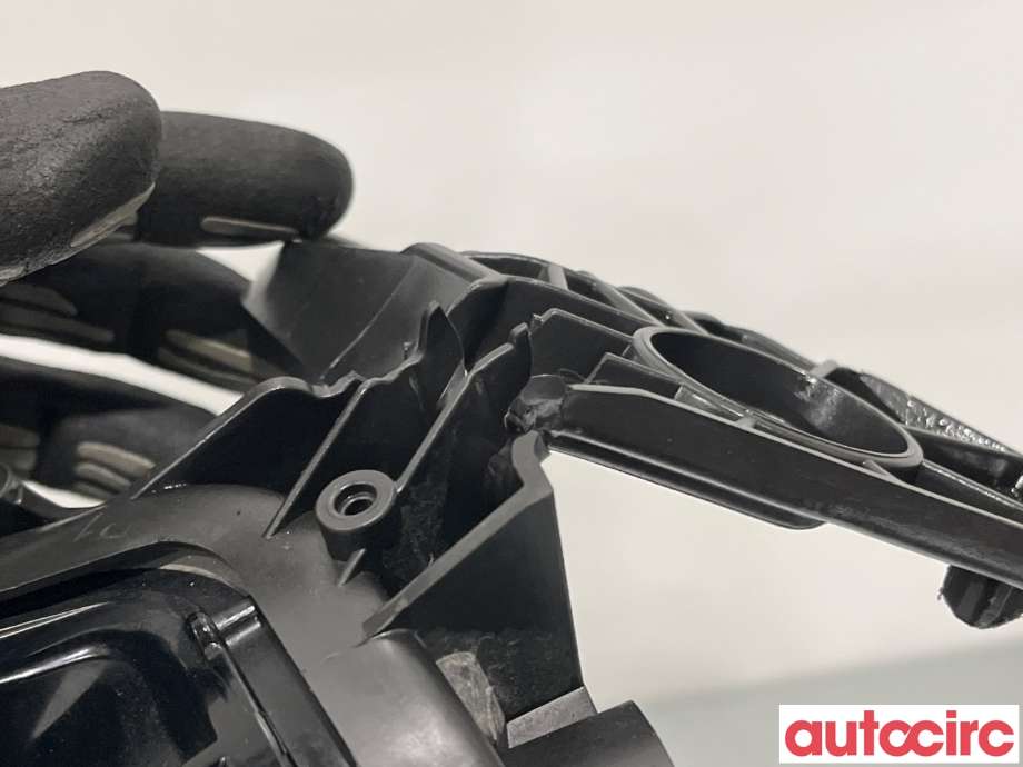 Frontlykt venstre halogen til Peugeot 2008 2019-->> (Type II)  (PEUGEOT|1656238680||9841642080)