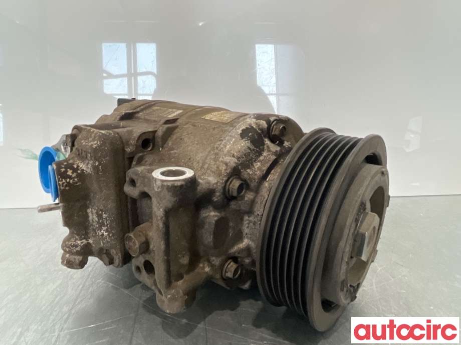 Aircondition kompressor til VW Amarok 2010-2016 (Type I, Fase 1)  (VOLKSWAGEN|7E0820803J|447150-2604)