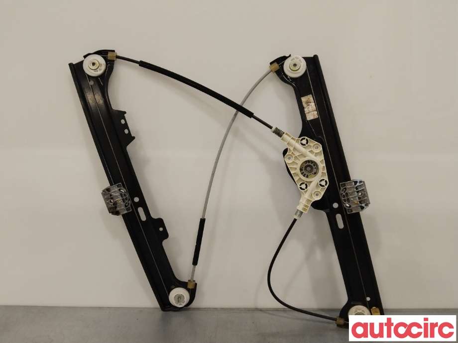 Ruteheis til BMW 5-Serie 2003-2010 (E60/E61) (E60/E61) (BMW|51337184384|)
