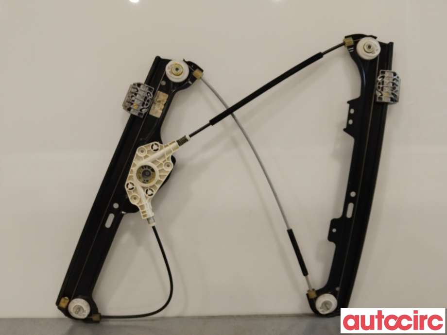 Ruteheis til BMW 5-Serie 2003-2010 (E60/E61) (E60/E61) (BMW|51337184383|)
