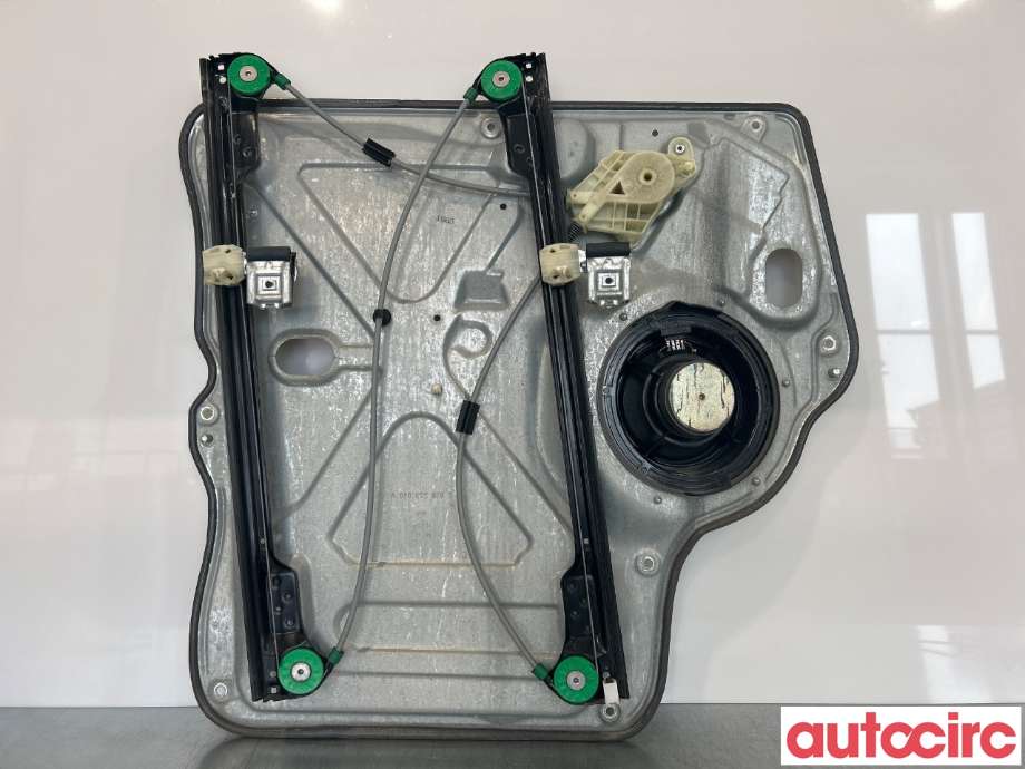 Ruteheis høyre foran til VW Transporter / Caravelle 2015-2019 (T6) (T6) (VOLKSWAGEN|7E0837754E||7E1837730AE)