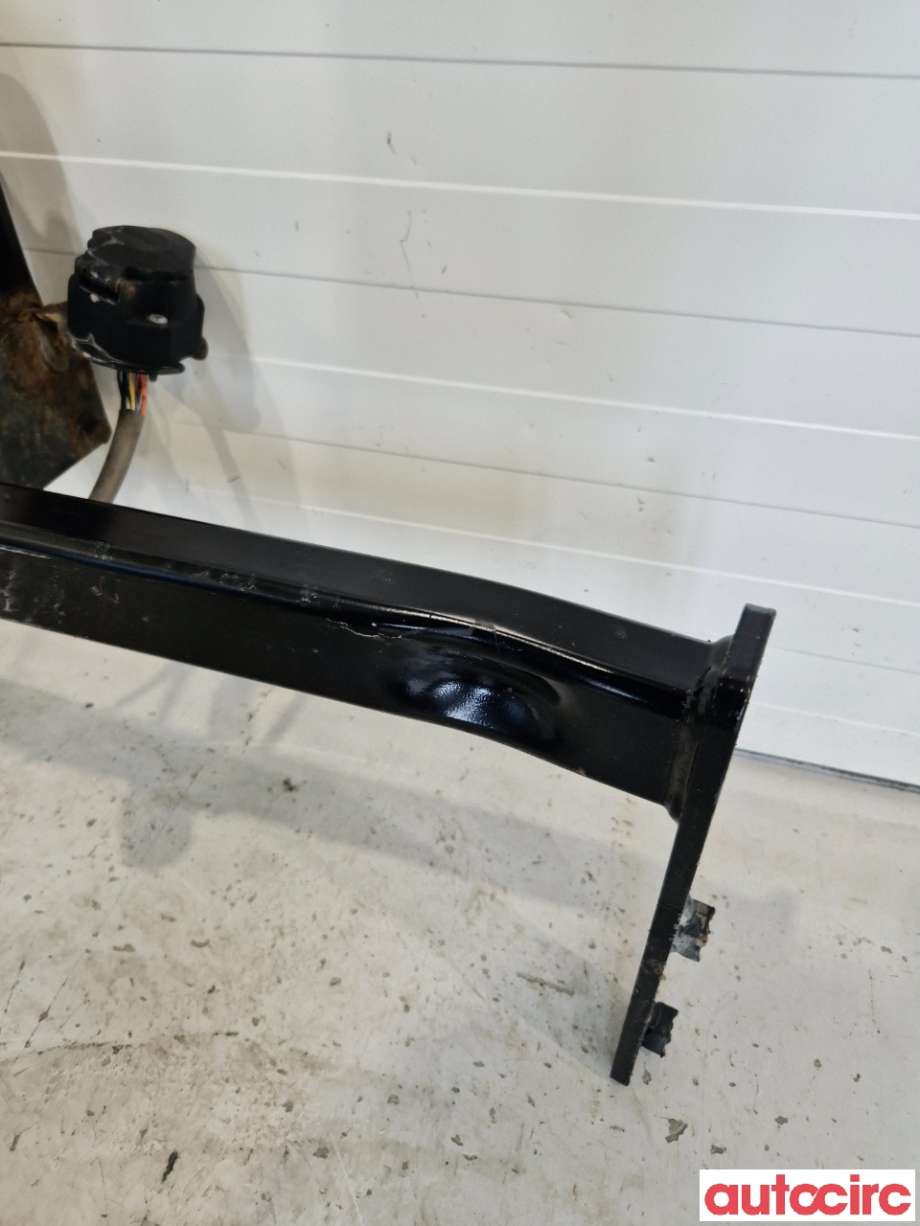 Hengerfeste til Volvo V70 2007-2013 (Type III, Fase 1)  (VOLVO|31359718|)