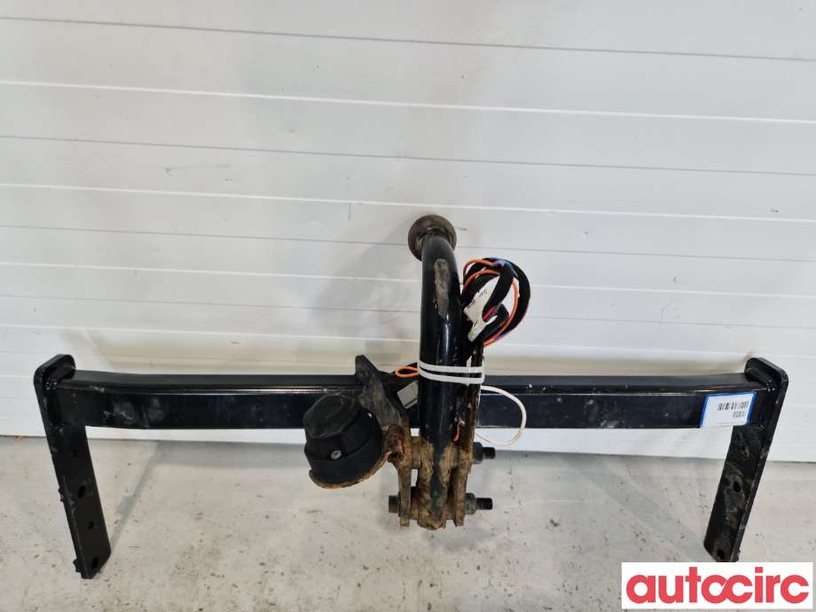 Hengerfeste til Volvo V70 2007-2013 (Type III, Fase 1)  (VOLVO|31359718|)
