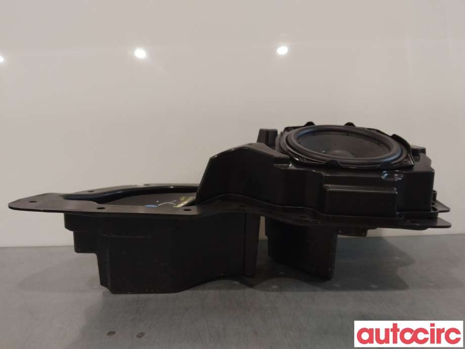 Bilstereo høyttaler til Audi e-tron 2018-->>  (AUDI|4KE035297)