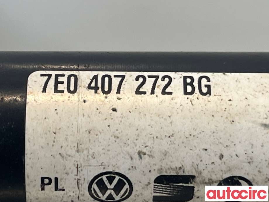 Drivaksel høyre foran til VW Transporter / Caravelle 2015-2019 (T6) (T6) (VOLKSWAGEN|7E0407454PX|7E0407272BG|7LA407272J)