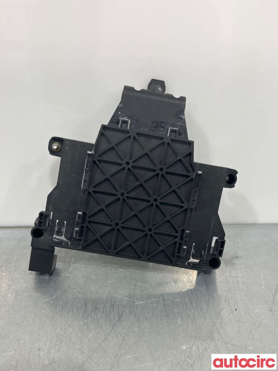 Diverse deler til Volvo V70 2007-2013 (Type III, Fase 1) (VOLVO|30729835|6G9N-17108-A)