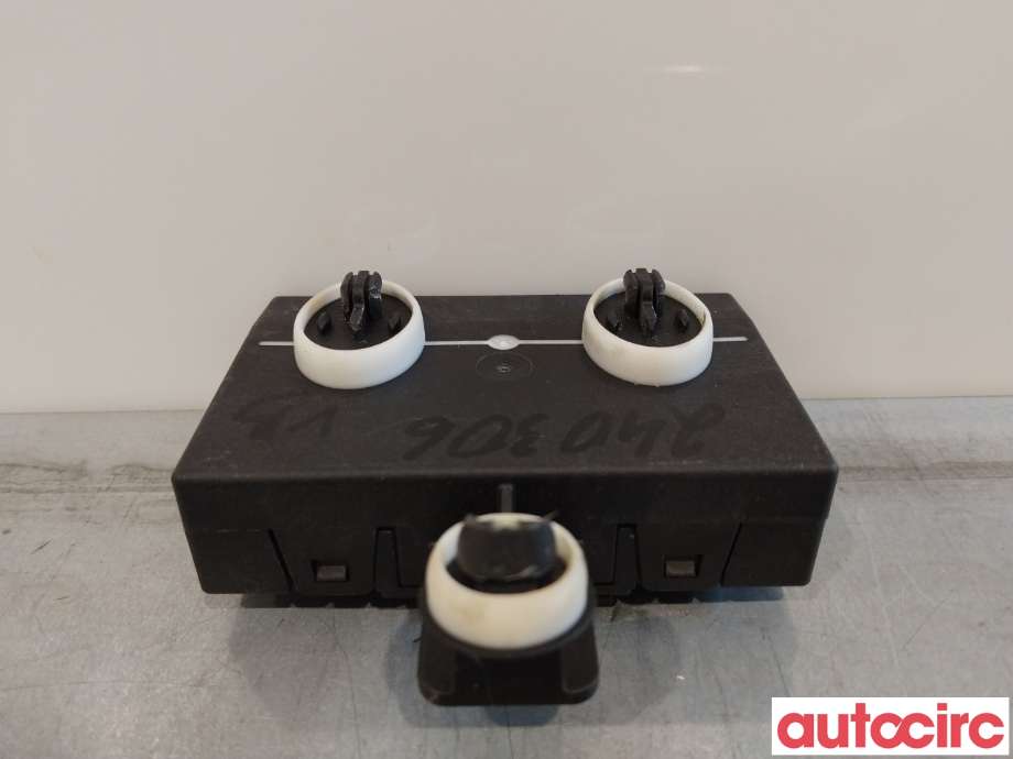 Styreenhet dør venstre foran til Audi A4 2007-2014 (Type IV) (B8) (B8) (AUDI|8K0959795G|)