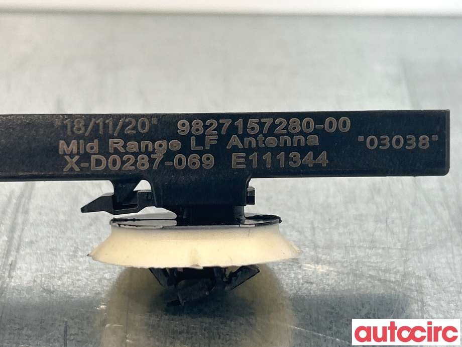Antenne forsterker til Peugeot 2008 2019-->> (Type II)  (PEUGEOT|9827157280)