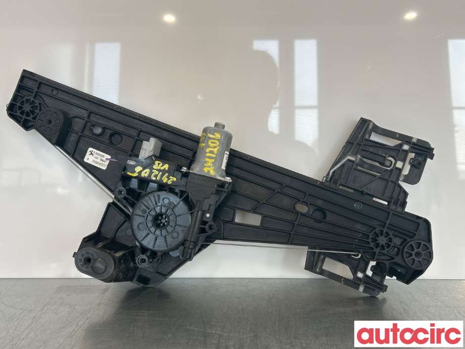 Ruteheis venstre bak til Peugeot 2008, 2019-->> (Type II)  (PEUGEOT|9830003080)