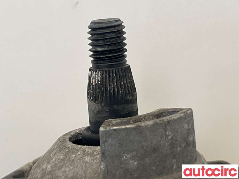 Viskermotor frontrute til Ford Focus 2011-2014 (Type III, Fase 1)  (FORD|2135685|)