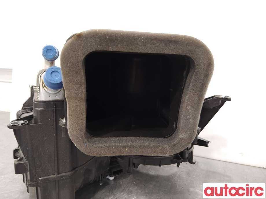Diverse deler til VW Transporter / Caravelle 2019-->> (T6.1) (T6.1) (VOLKSWAGEN|7LA819049||7LA819004D)