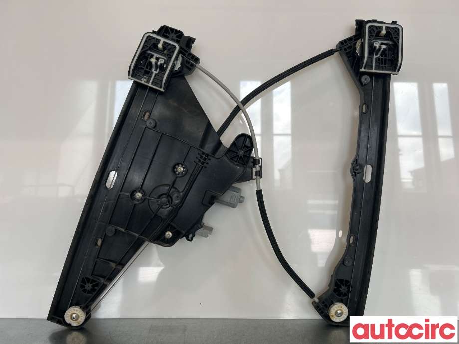 Ruteheis venstre foran til Peugeot 208 2019-->> (Type II)  (PEUGEOT|9829043680)