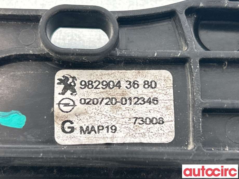 Ruteheis venstre foran til Peugeot 208 2019-->> (Type II)  (PEUGEOT|9829043680)