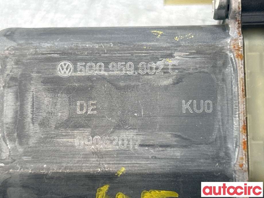 Ruteheis høyre foran til VW e-Golf 2017-2020 (Fase 2)  (VOLKSWAGEN|5Q0959802C|)