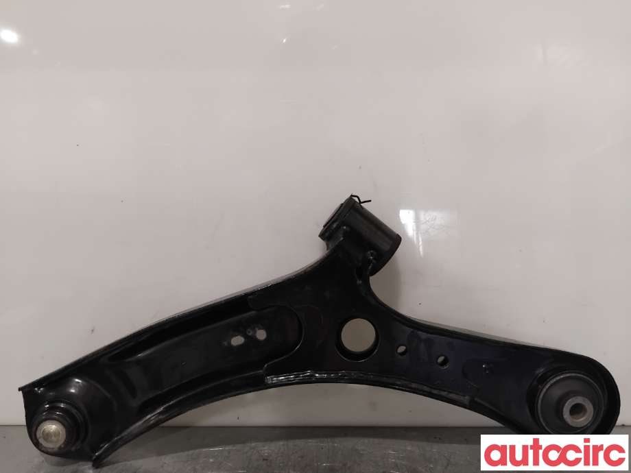 Bærebru høyre foran nedre til Suzuki SX4 2006-2009 (Type I, Fase 1)  (SUZUKI|45201-54L20|)