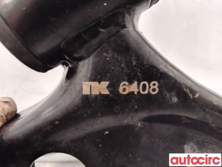 Bærebru høyre foran nedre til Suzuki SX4 2006-2009 (Type I, Fase 1)  (SUZUKI|45201-54L20|)