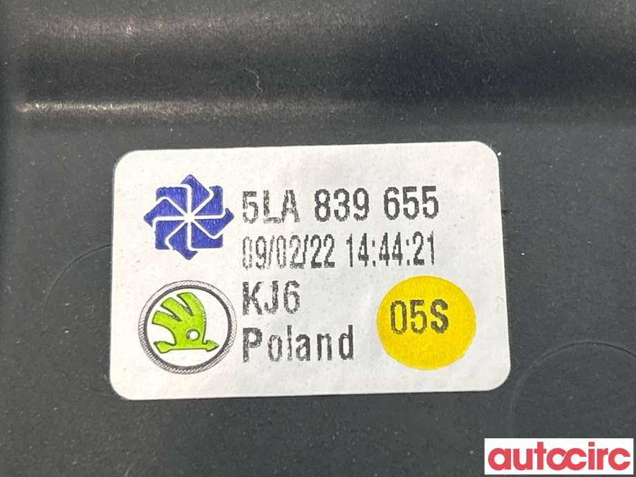 Ruteheis venstre bak til Škoda Enyaq 2021-->>  (SKODA|5LA839461|5LA839655)
