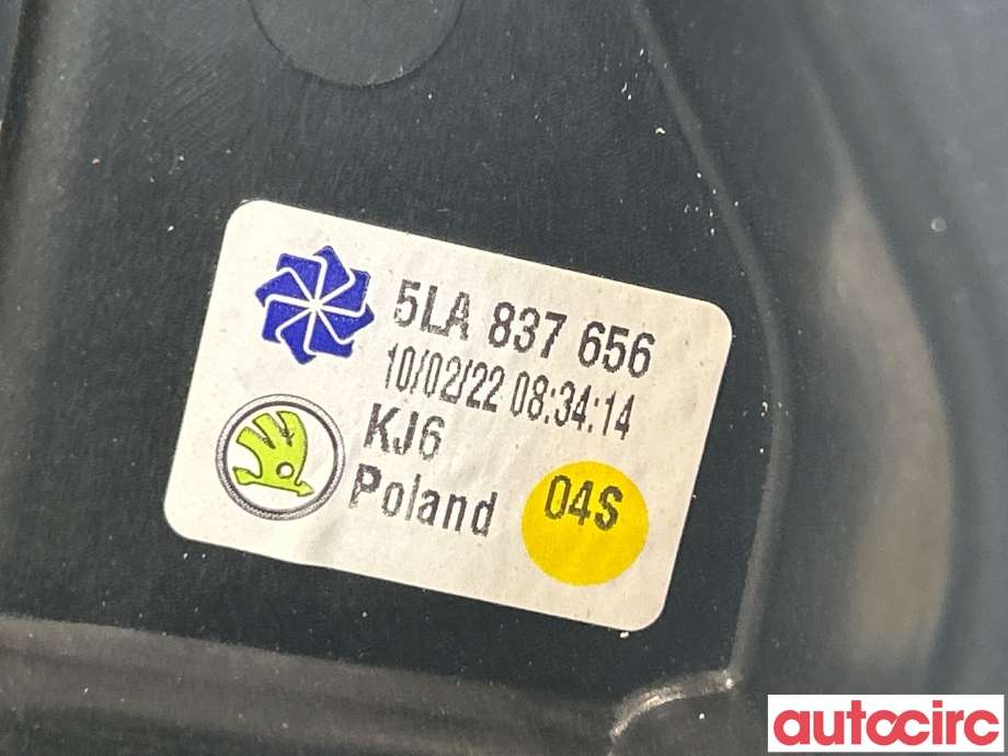 Ruteheis høyre foran til Škoda Enyaq 2021-->>  (SKODA|5LA837462A|5LA837462|5LA837656)