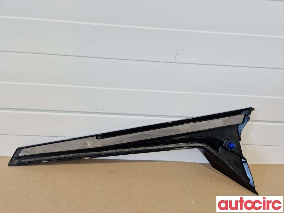 Spoiler bakluke til Audi e-tron 2018-->>  (AUDI|4KE854872|)
