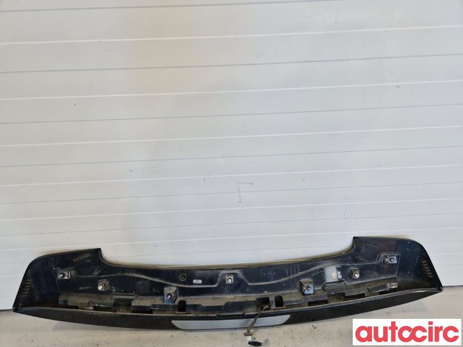 Spoiler bakluke til Toyota Avensis 2009-2015 (Type III, Fase 1)  (TOYOTA|7687105909|)