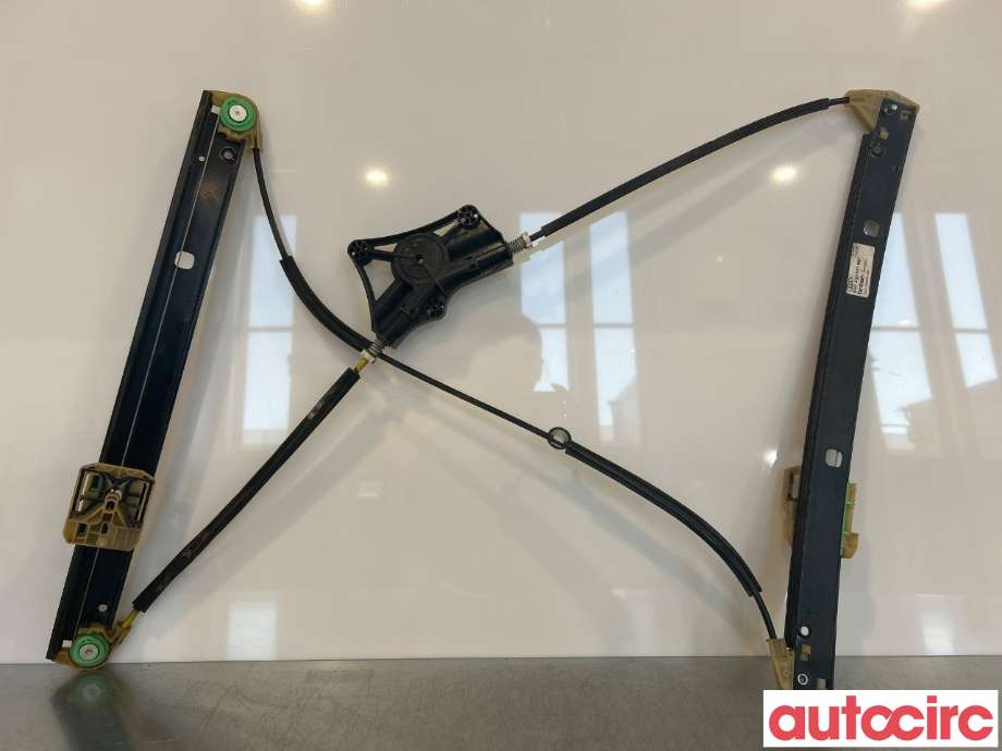 Ruteheis høyre foran til Audi A6 2011-2014 (Type IV, Fase 1) (C7) (C7) (AUDI|4G0837462)